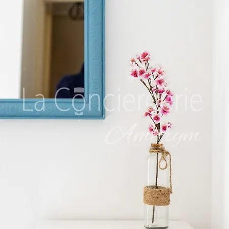 A 2 Pas Du Port Holiday home